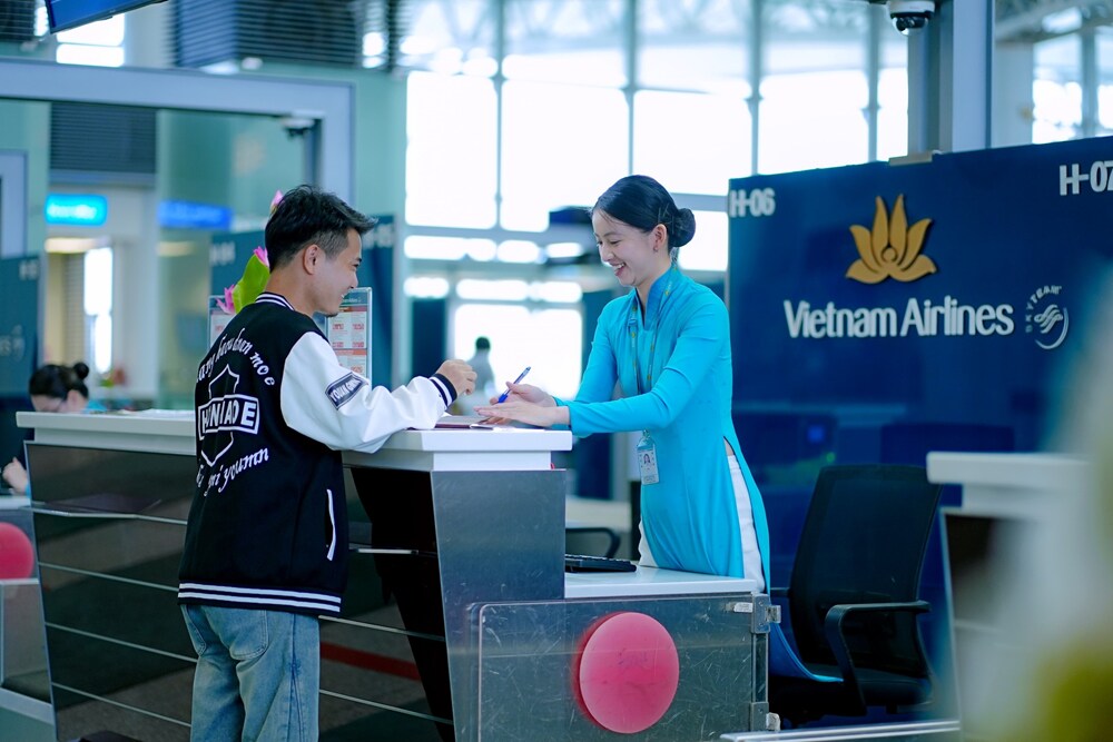 Quý khách nên đến sớm nếu làm thủ tục bay tại quầy (Nguồn: Vietnam Airlines)